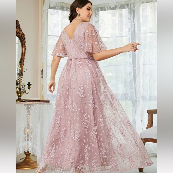 Plus Floral Embroidered Flutter Sleeve Overlap Collar Mesh Bridesmaid Dress NWT - Picture 2 of 6